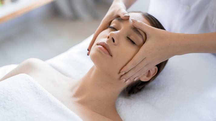 Hydra facial in Coimbatore Hydra facial in Coimbatore